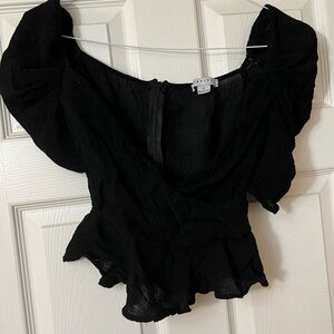 Black top with riffle tight bottom